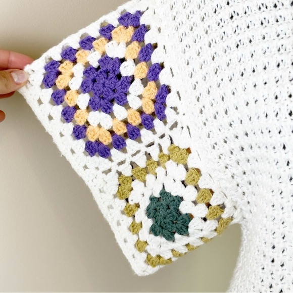 Universal Thread Short Sleeve Crewneck Crochet Pullover Sweater Size S - Picture 3 of 8